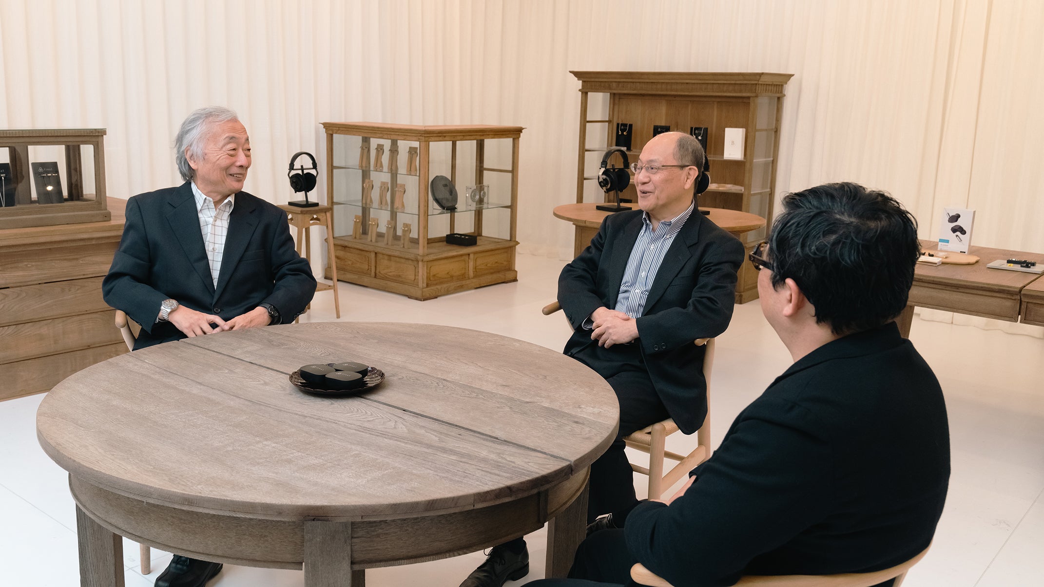 オーディオ・音響分野専門家に訊く vol.3 オーディオ評論家 麻倉怜士が切り込む8KSOUND 「ZE8000」を生んだfinalの研究体制