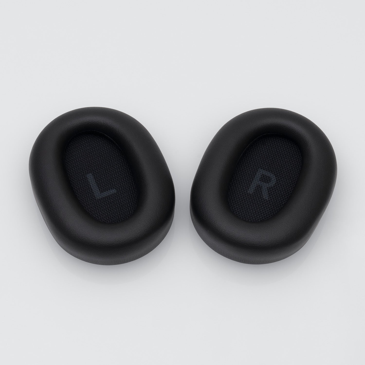 Ear pads for UX5000